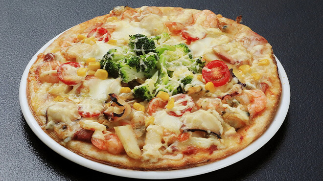 ナポリ風ピザ マヨコーン